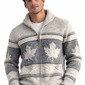 Canadiana Full Zip Fair Isle Sweater size Large to XL Sweater Maple Leaf Design